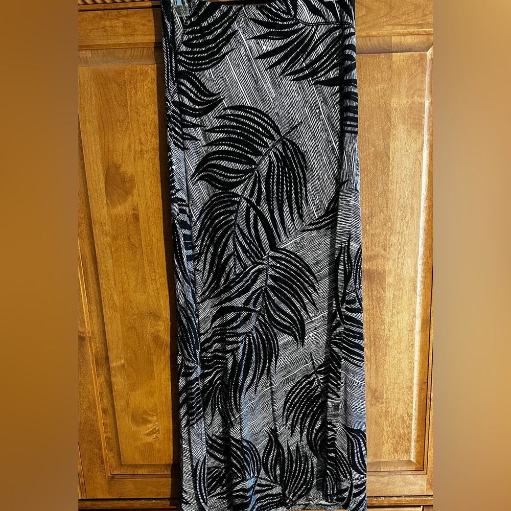 Ladies skirt